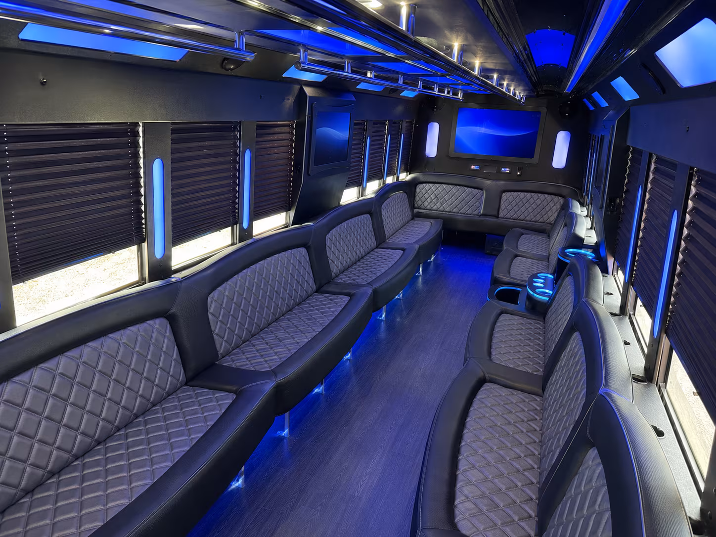 Daly City Winery Tour & Pub Crawl Transportation party bus exterior